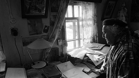 Одинокий борец с земным тяготением